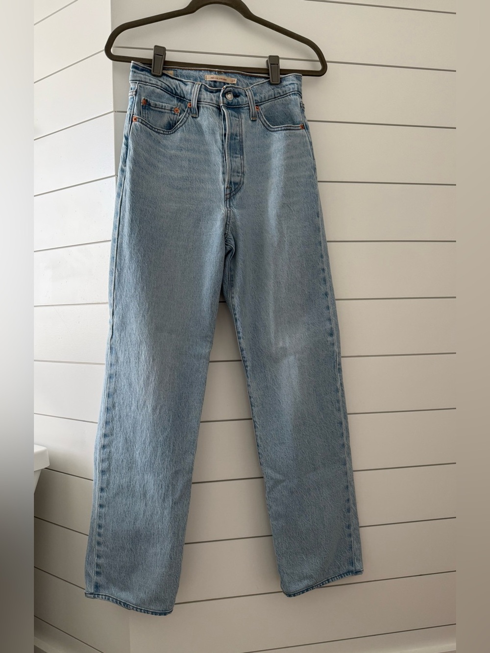 Levi's Light Blue Straight Leg Jeans - Women